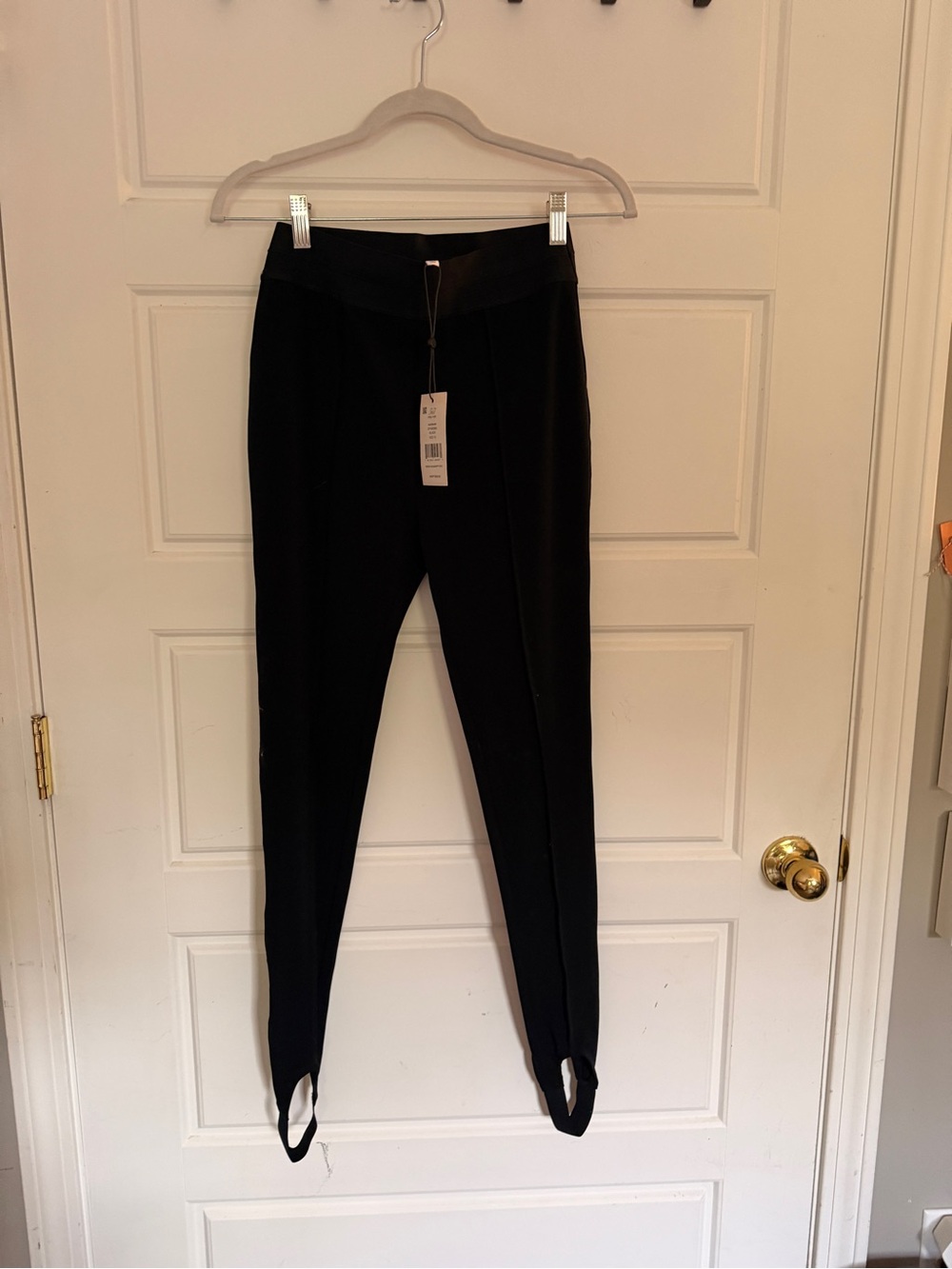 NWT Cinq a Sept stirrup pants
